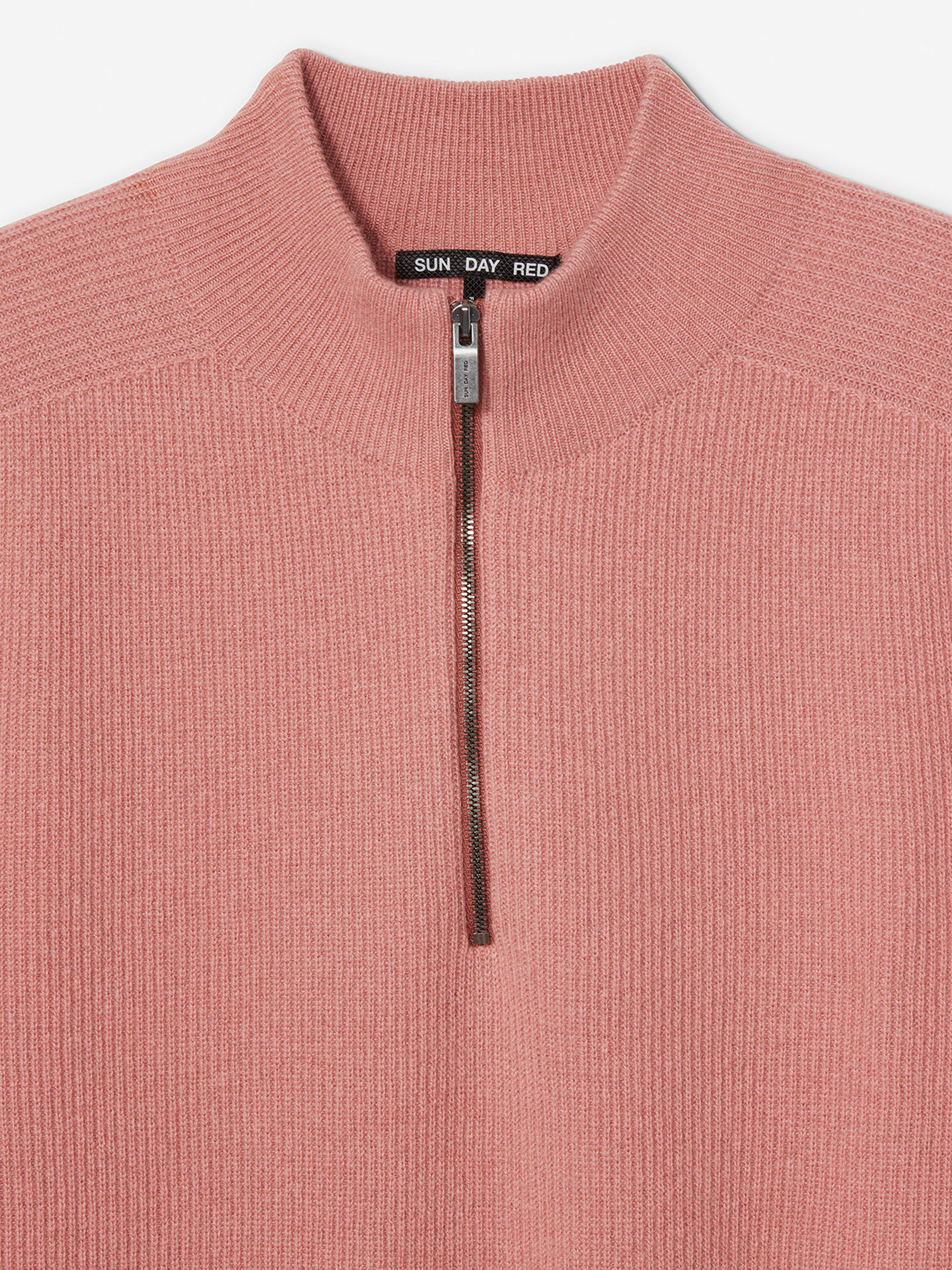 Sun Day Red 3D Knit Cashmere Quarter Zip Pinkki | 7294-POQUA